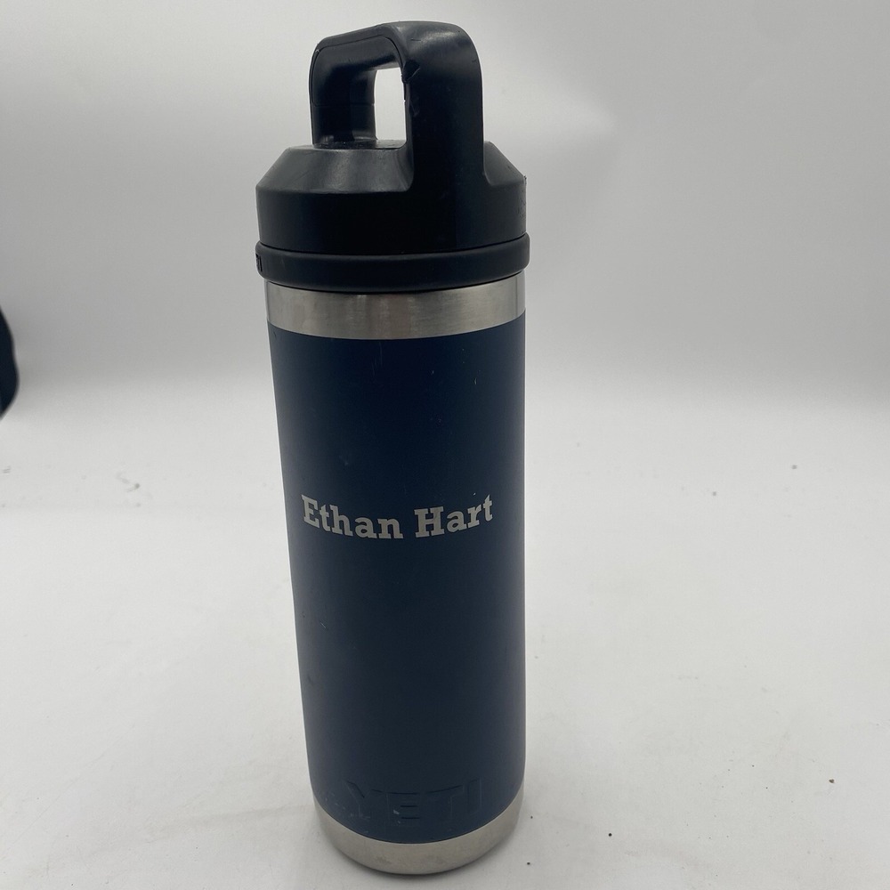 Yeti Rambler 18 OZ Bottle‎ Navy Blue Chug Cap Clean SEE PICS Engraved Water